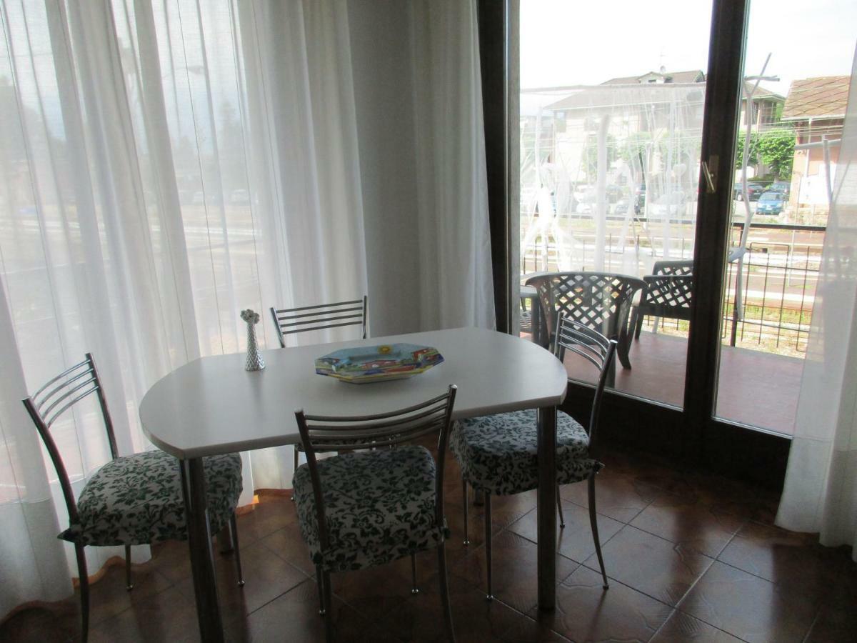 Red Rose Apartment Stresa Exterior photo